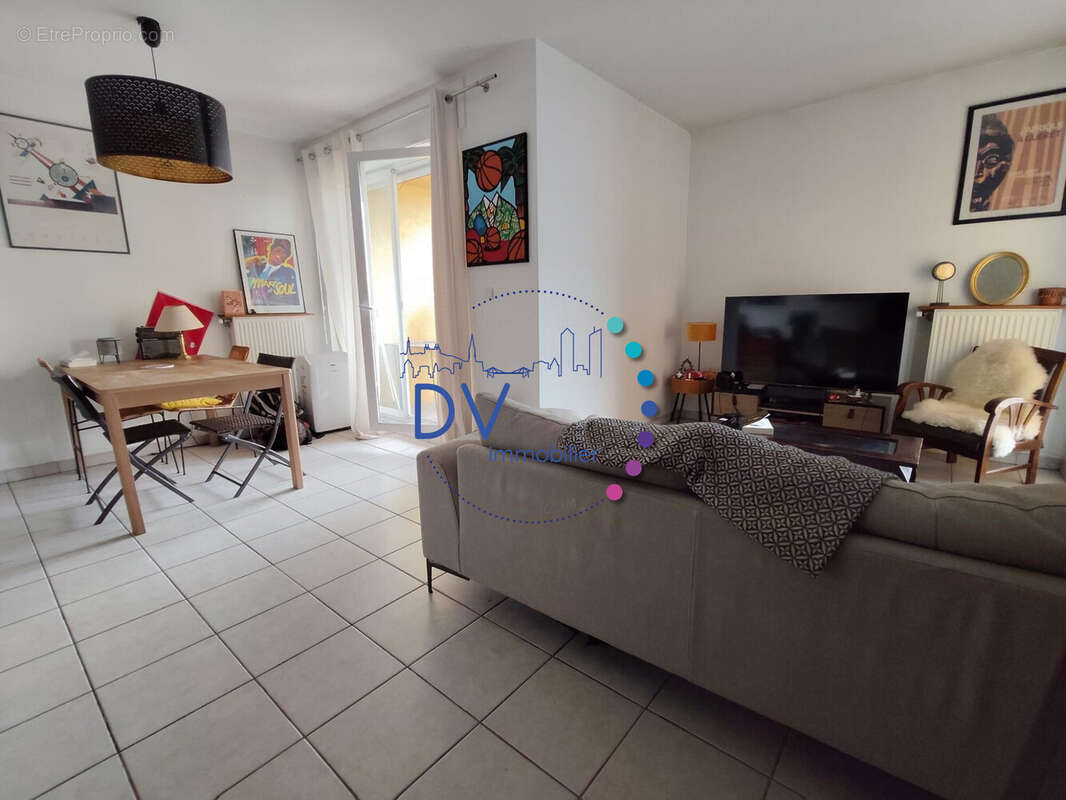 Appartement à LYON-8E
