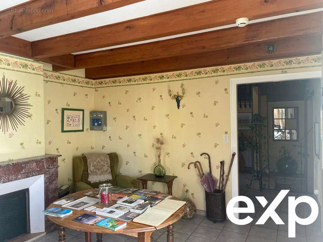 Maison à LA TOUR-SUR-ORB