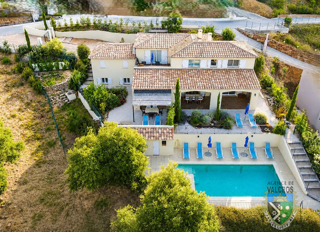 Maison à LA LONDE-LES-MAURES