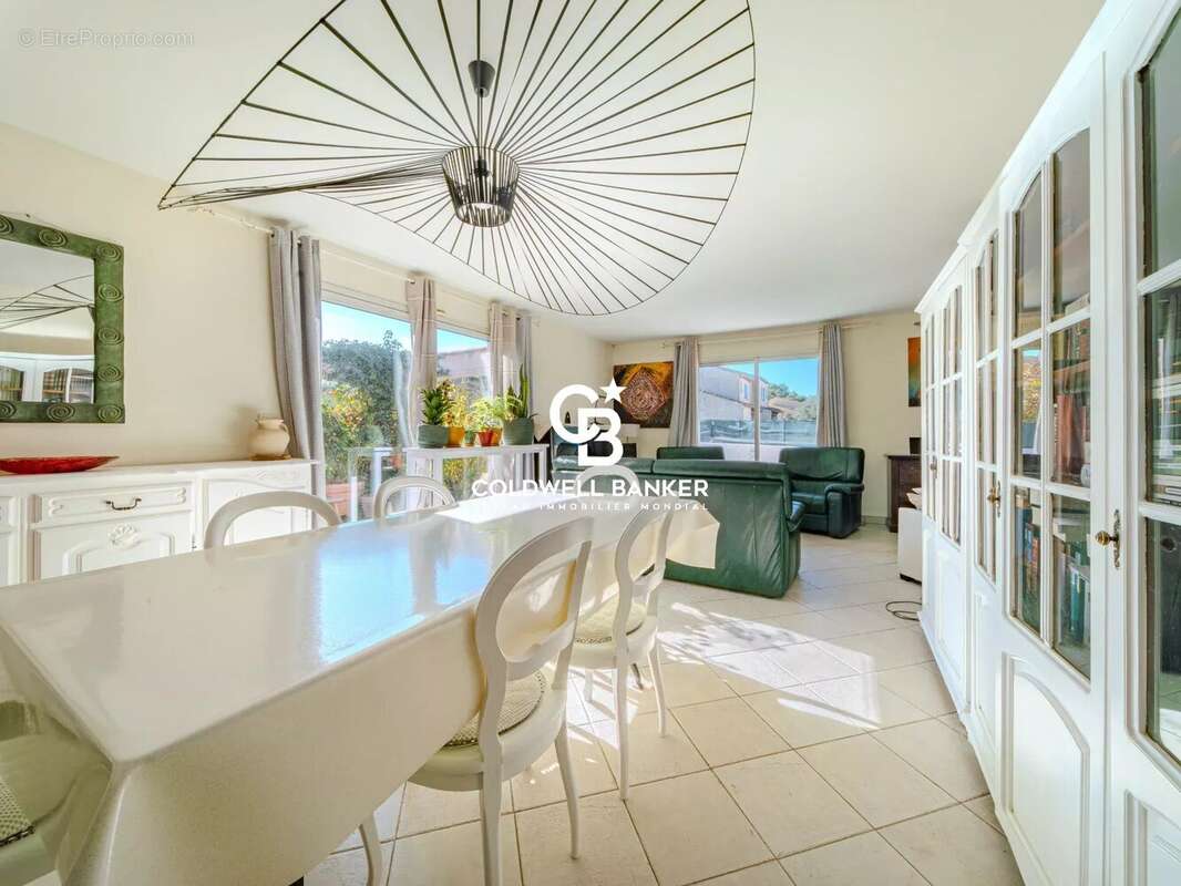 Maison à SATURARGUES