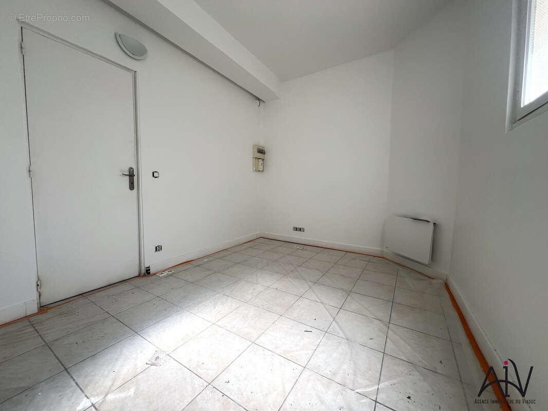 Commerce à LONGJUMEAU