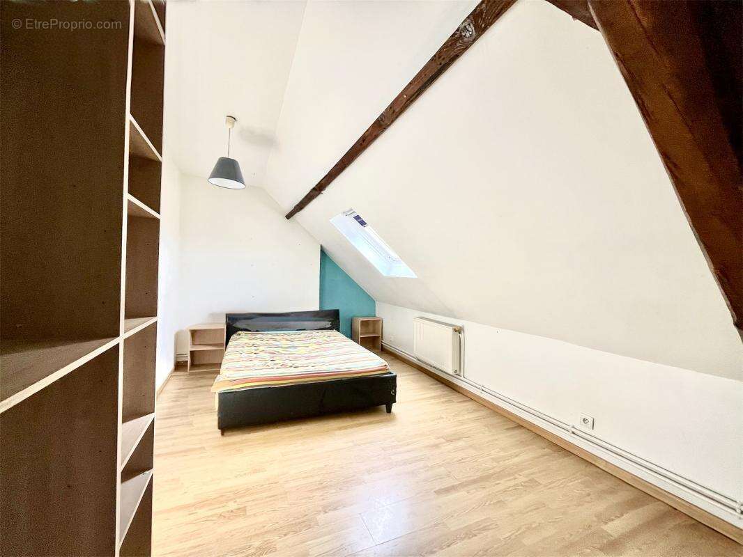 Maison à VILLENEUVE-SAINT-GERMAIN