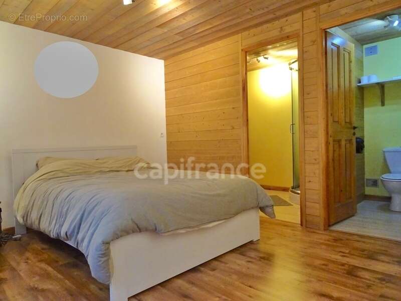 En Savoie (73), à vendre Vallée de La Maurienne, maison P8 rénovée, cave, voutes, terrain, combles, stations de ski, 3 vallées - photo 28