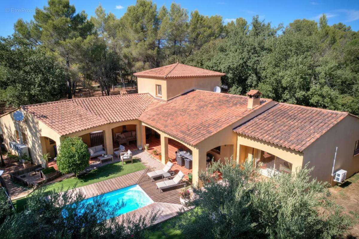 Maison à LA MOTTE