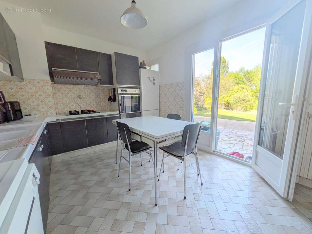 Maison à JONZAC