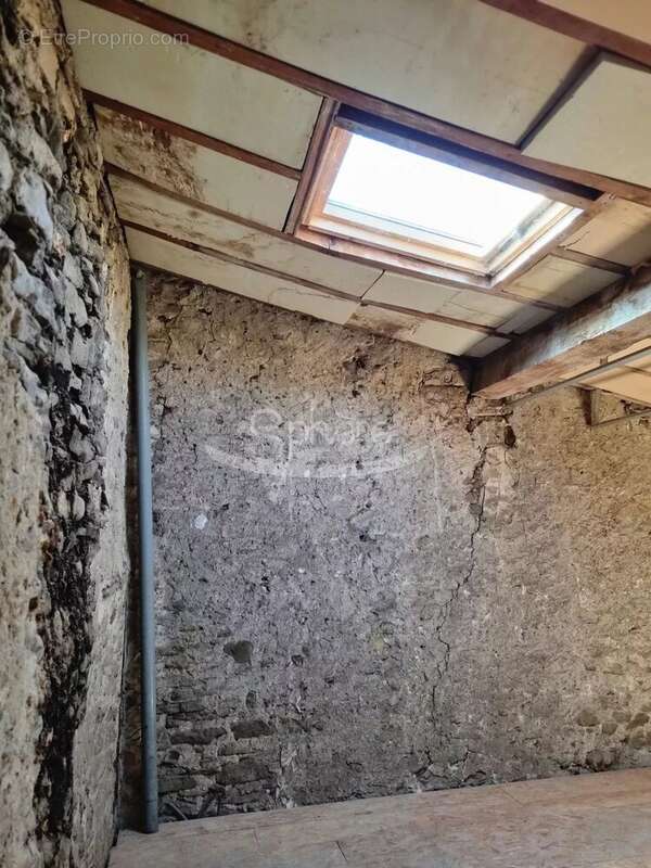 Maison à LA DIGNE-D'AVAL