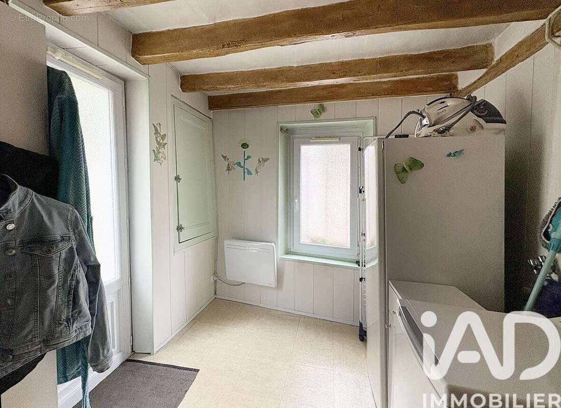 Maison 84 m² à Villiers-Saint-Benoit  - photo 7