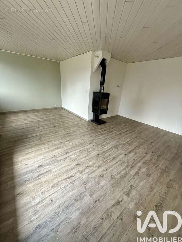 Photo 2 - Maison à VETRAZ-MONTHOUX