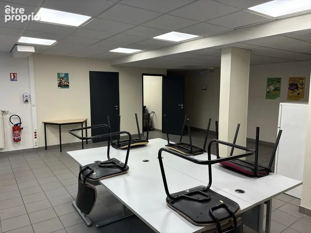 Bureaux de standing centre ville 531 m² - photo 11
