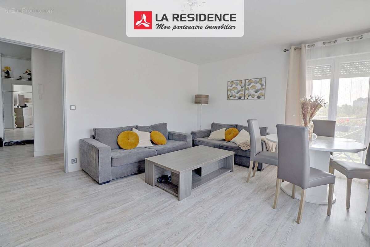 Appartement à JOUY-LE-MOUTIER