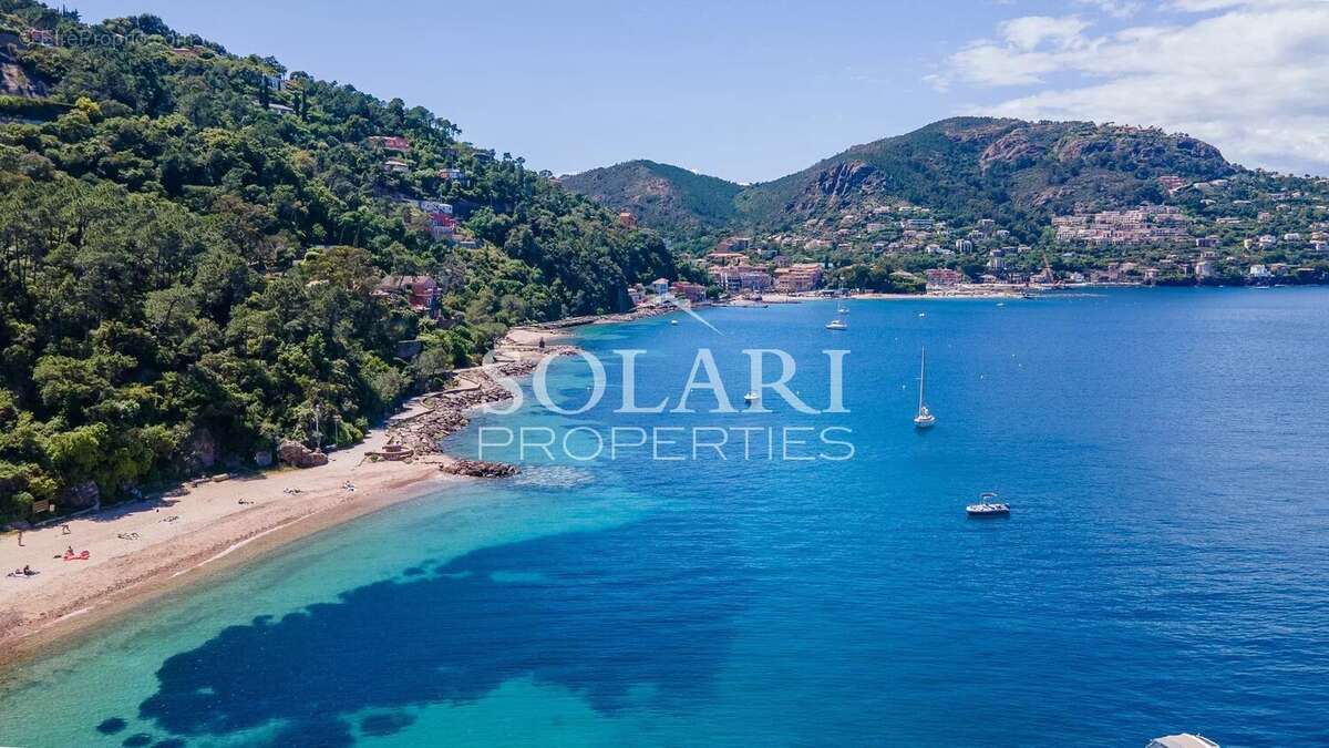 Appartement à THEOULE-SUR-MER