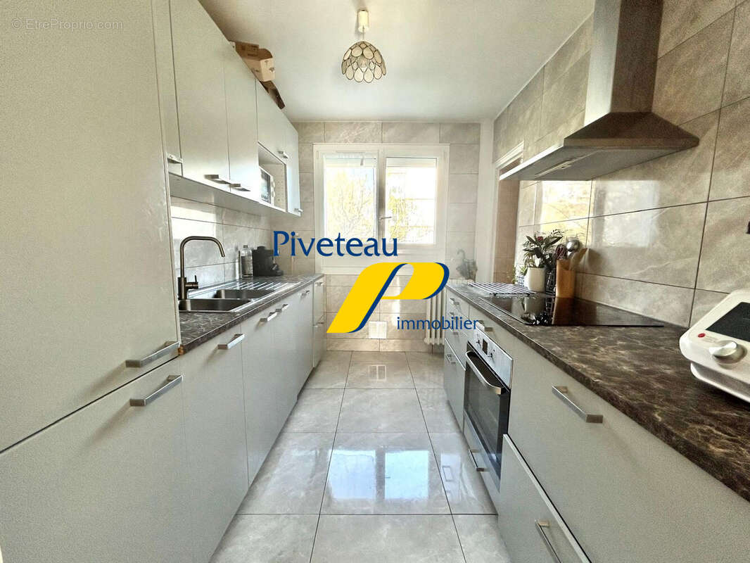 Appartement à SAINT-SEBASTIEN-SUR-LOIRE