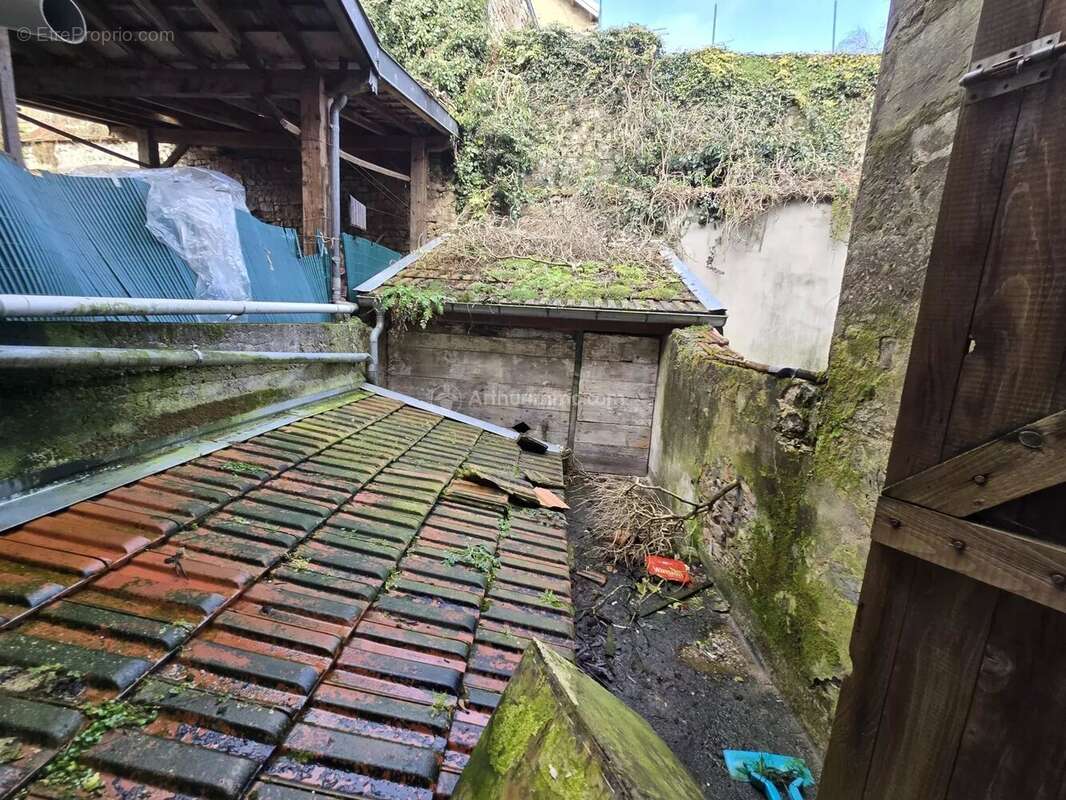 Commerce à BOURBONNE-LES-BAINS