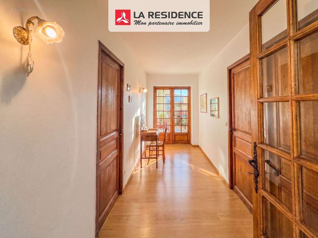 Maison 216 m² à Castelnaudary  - photo 3