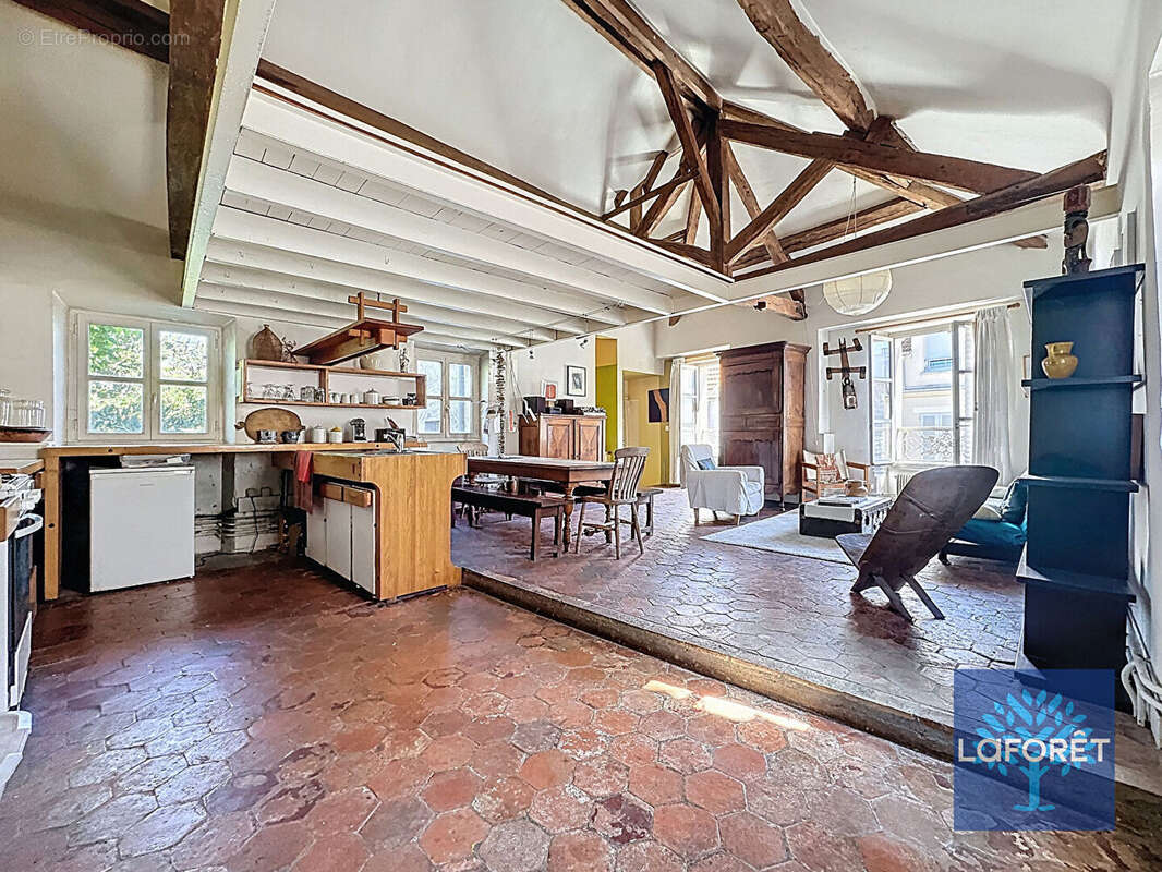 Maison à CHILLY-MAZARIN