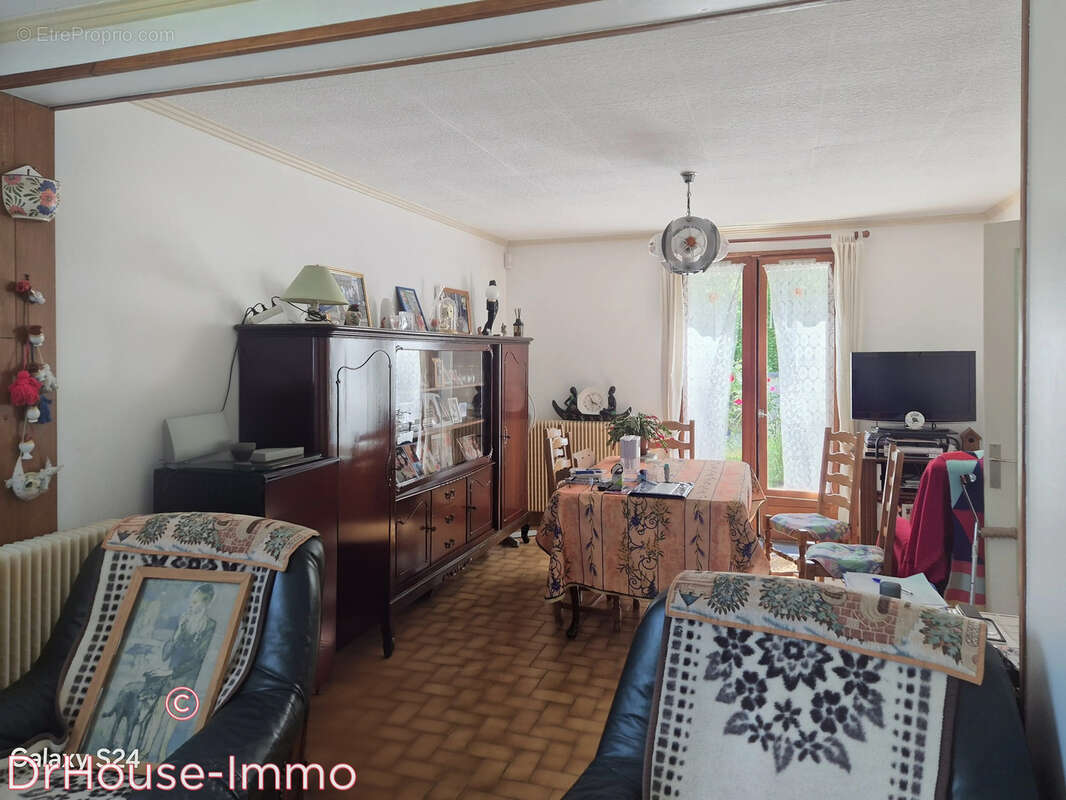 Maison à LE MESNIL-GUILLAUME