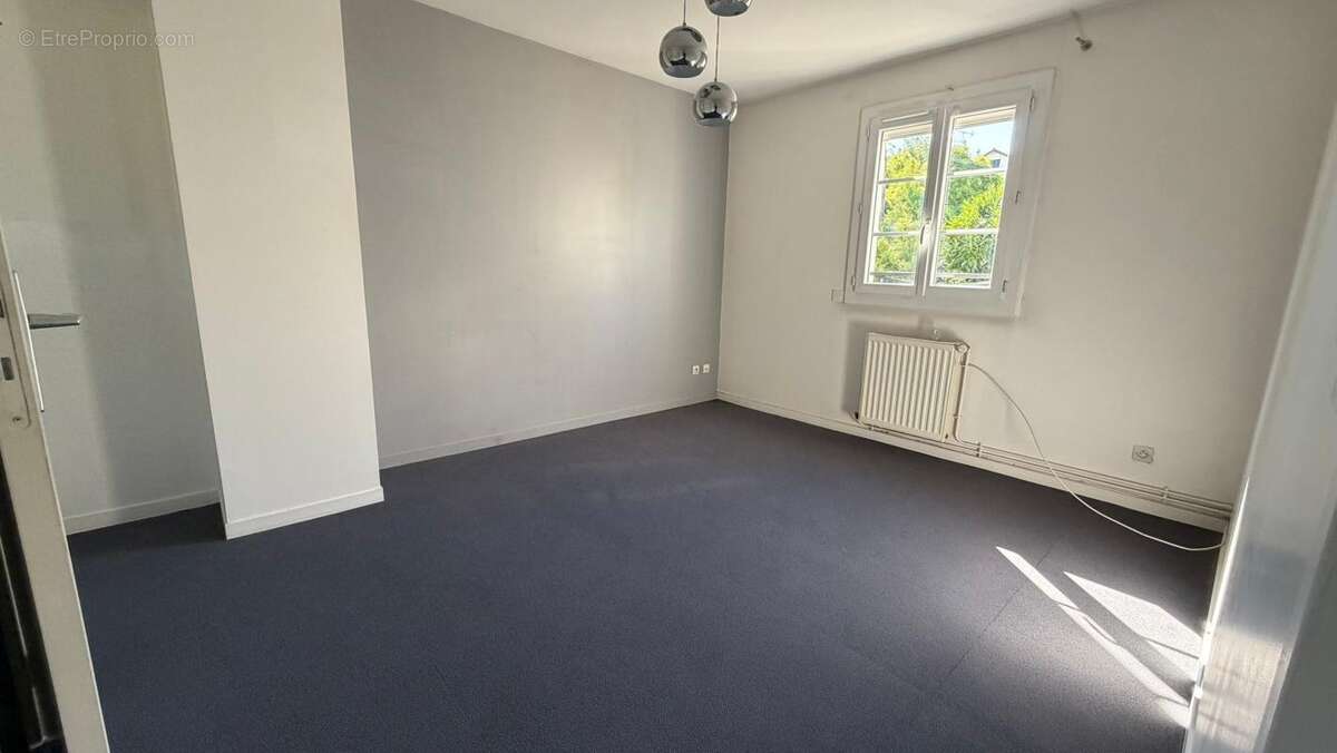exclusivité NEUILLY PLAISANCE Maison individuelle, 5 chambres, 700 m² de terrain À Vendre - photo 14