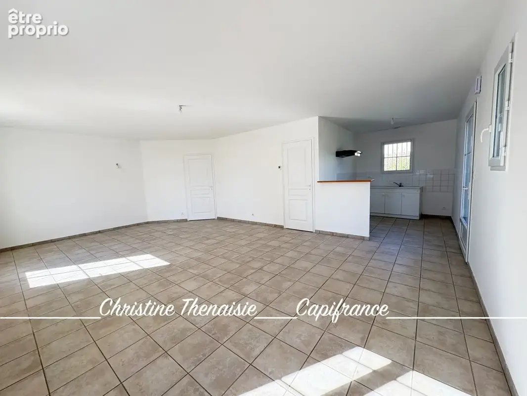 Maison à vendre 3 pièces coeur de ville avec terrain BEAUVOIR SUR MER (85) - photo 9