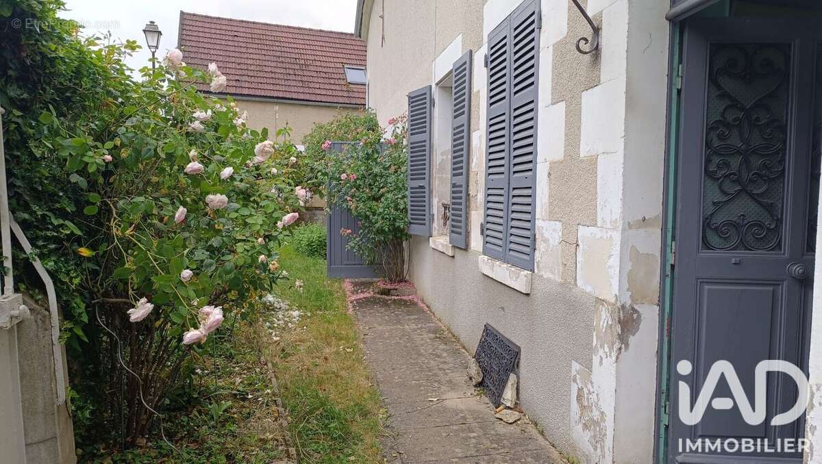 Maison 85 m² à Mailly-La-Ville  - photo 7
