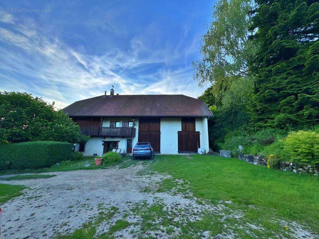 Maison à MENTHONNEX-EN-BORNES