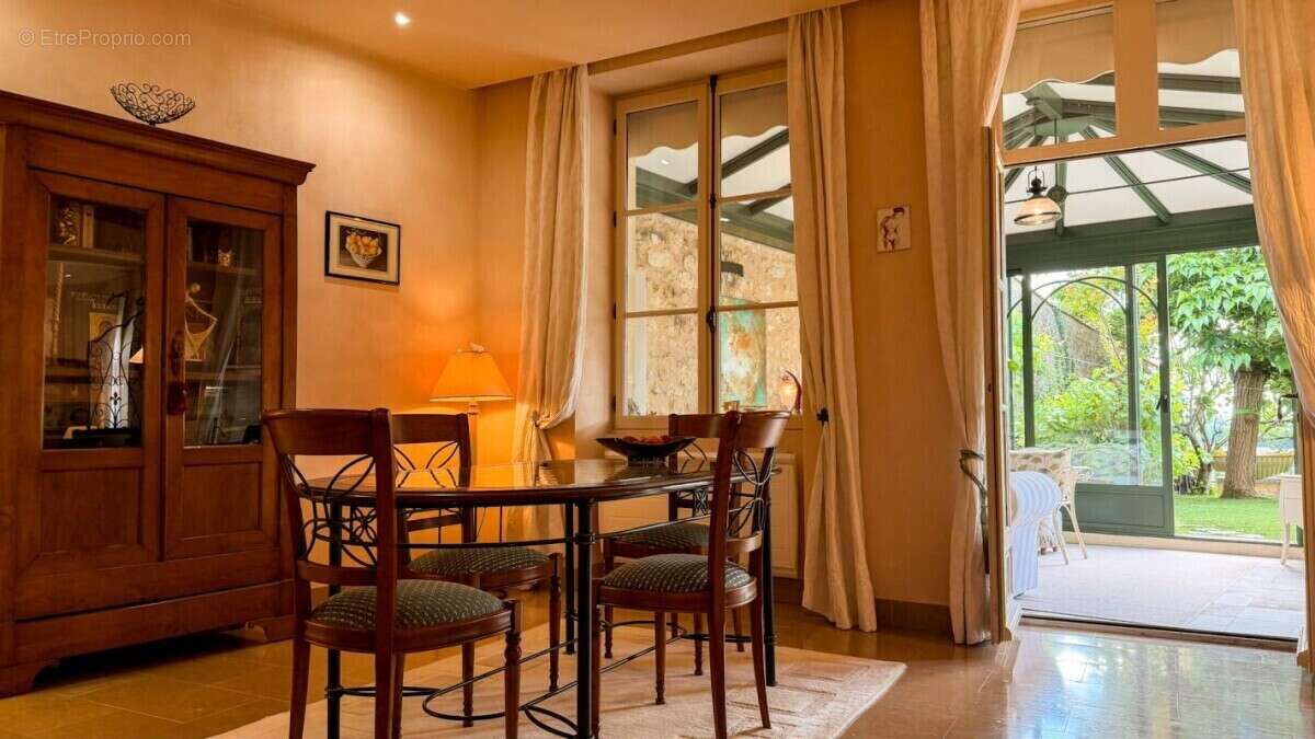 Maison à POITIERS