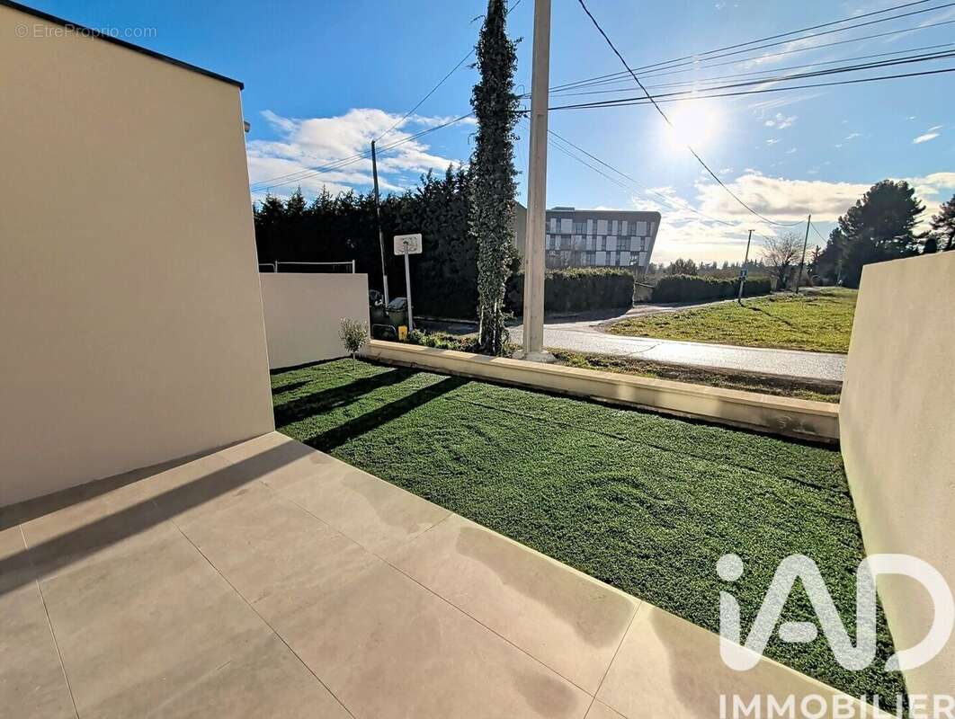 Photo 4 - Maison à SORGUES