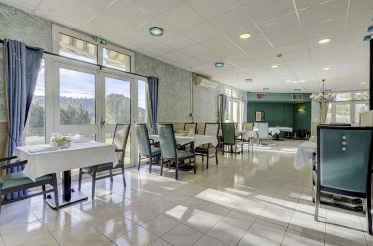 Appartement à ROQUEFORT-LA-BEDOULE
