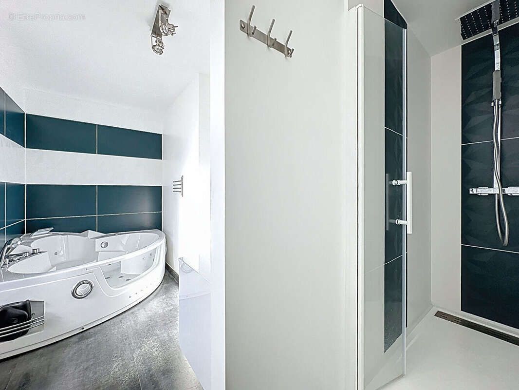 Maison à CERNAY-LA-VILLE