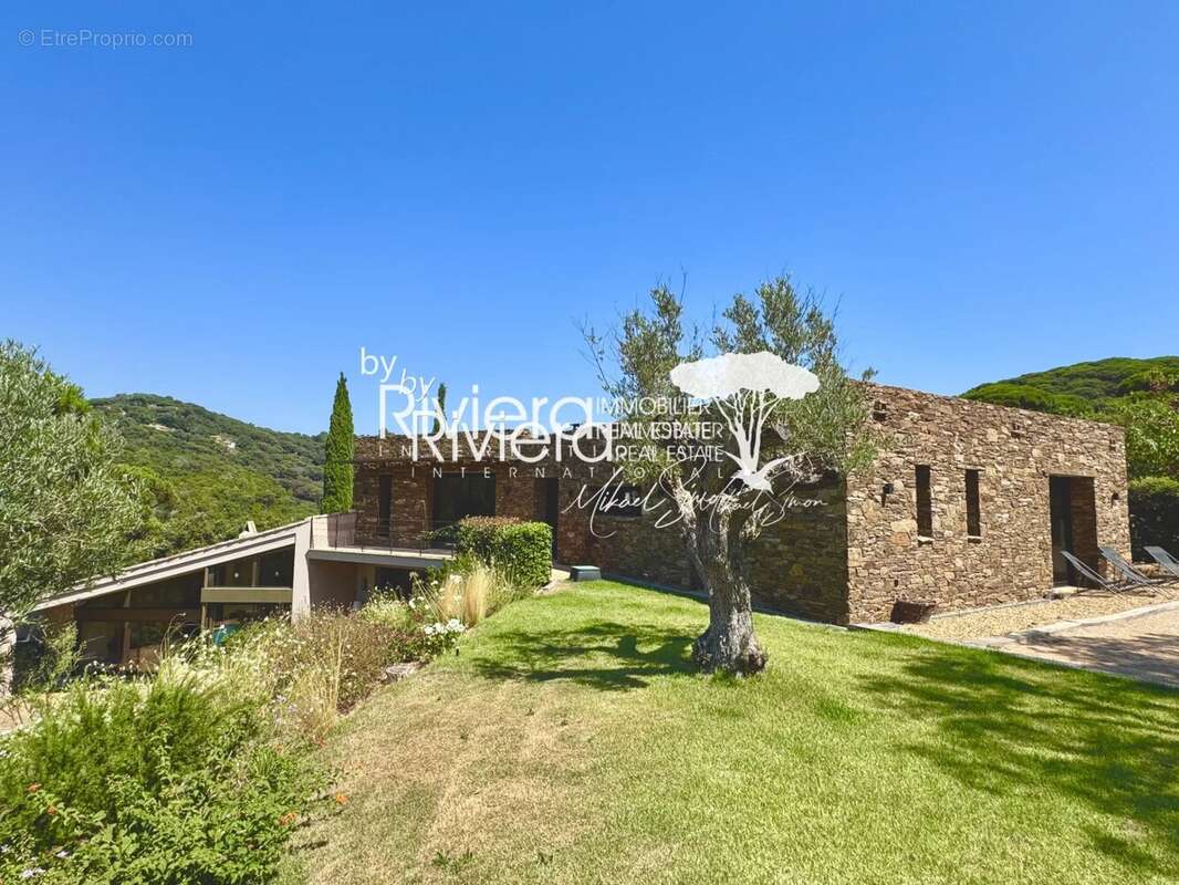 Maison à LA CROIX-VALMER