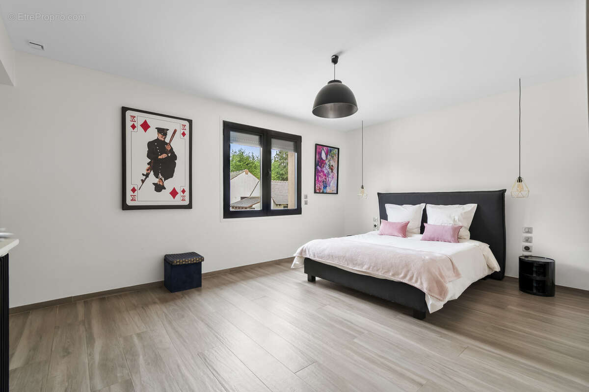 Maison à LES ALLUETS-LE-ROI