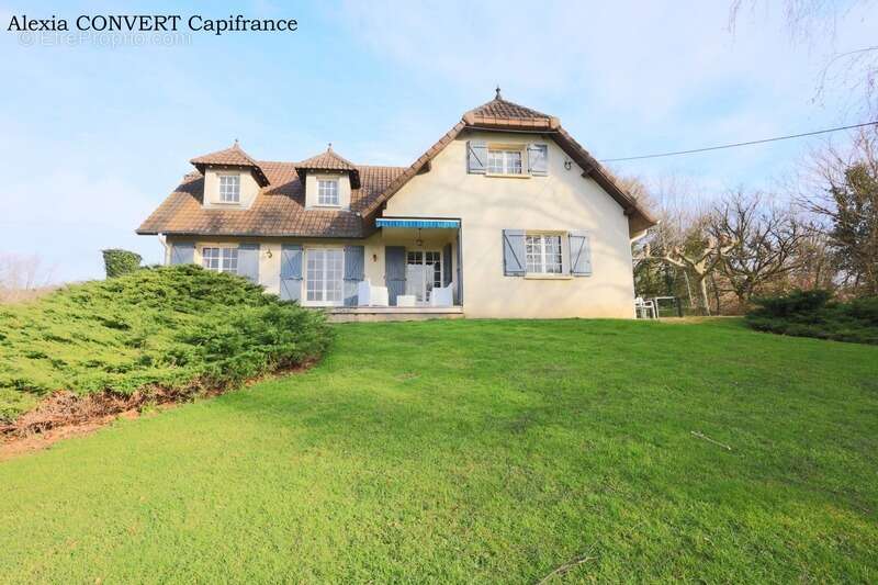 Maison à CHAMPAGNAT