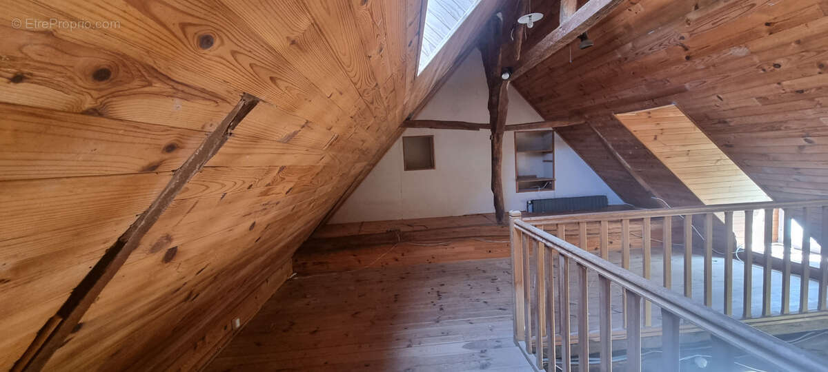 Maison à BRISSAC-QUINCE