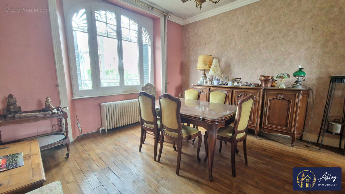 Maison à vendre Neuvic 4 pièces