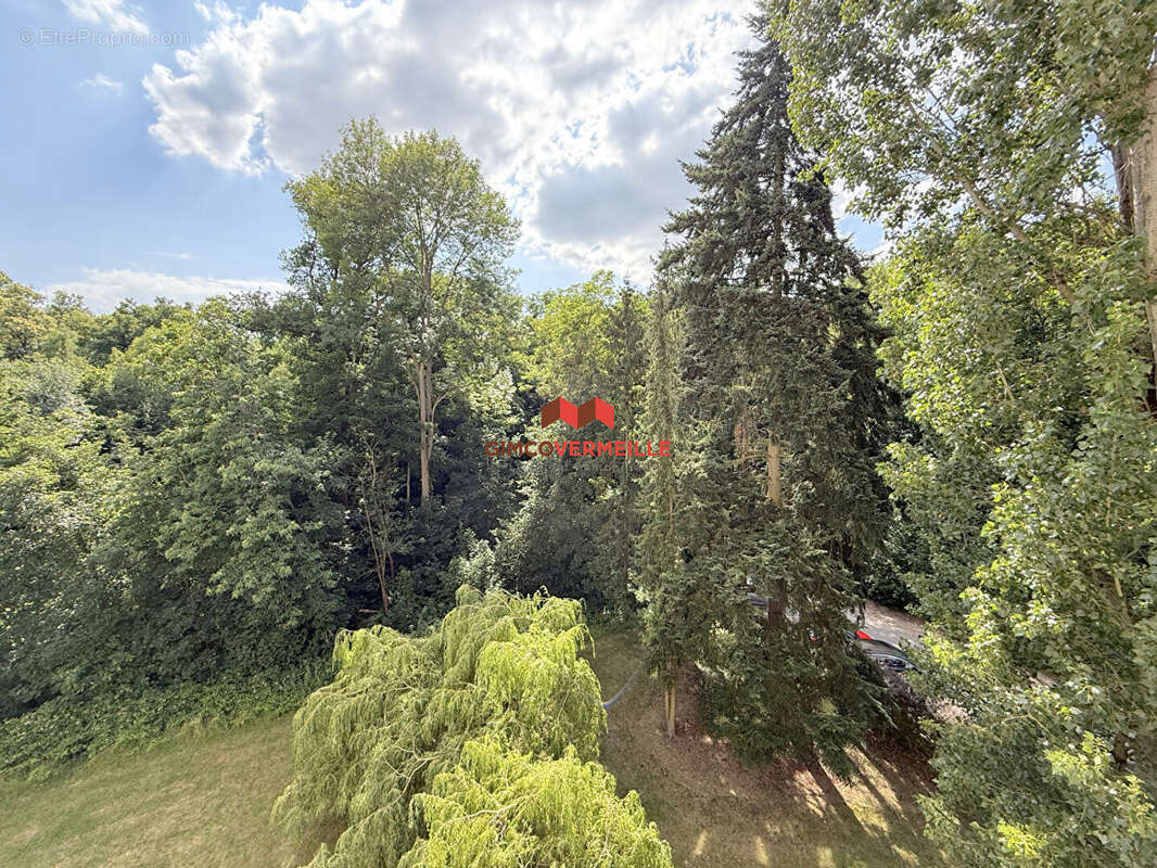 Appartement à BOUGIVAL