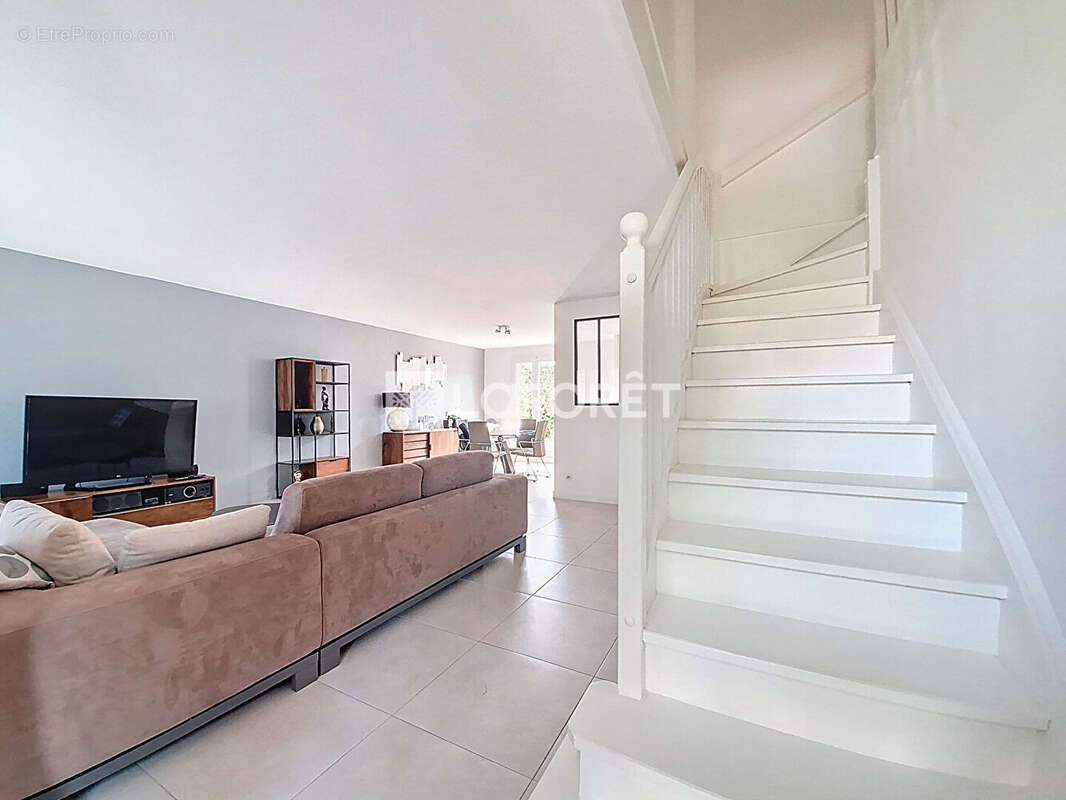 Maison à VERNOUILLET