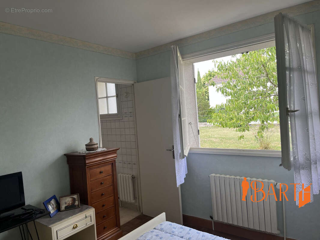 Maison à SAINT-DOULCHARD