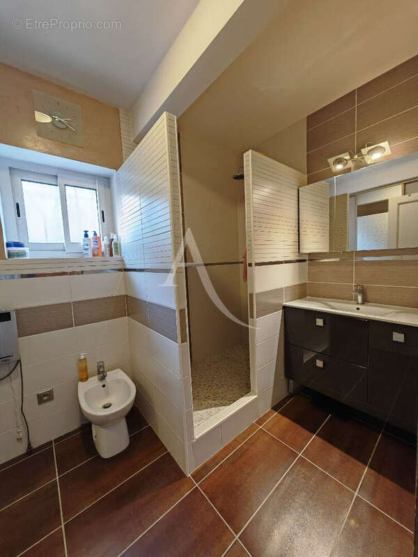 Maison à CARQUEIRANNE