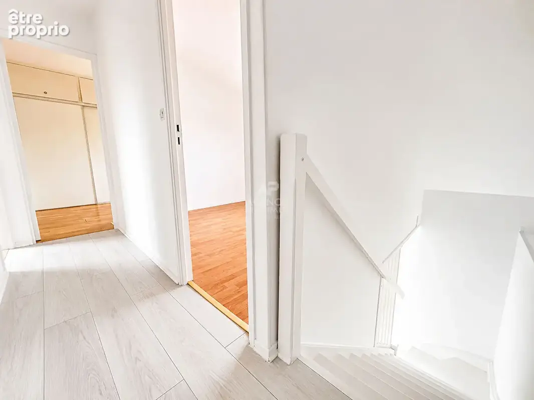 Maison Verneuil-sur-seine 5 pièce(s) 84 m2 - photo 9