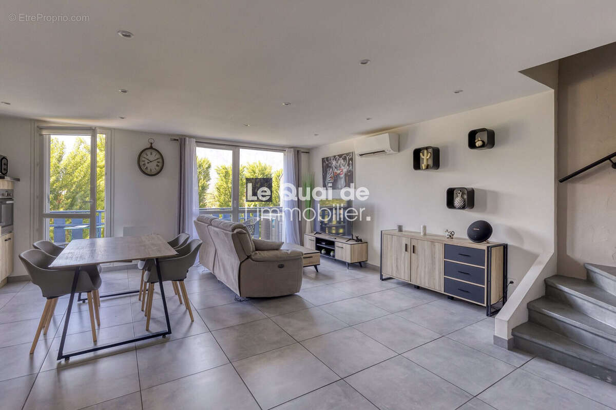 Appartement à VILLARD-BONNOT
