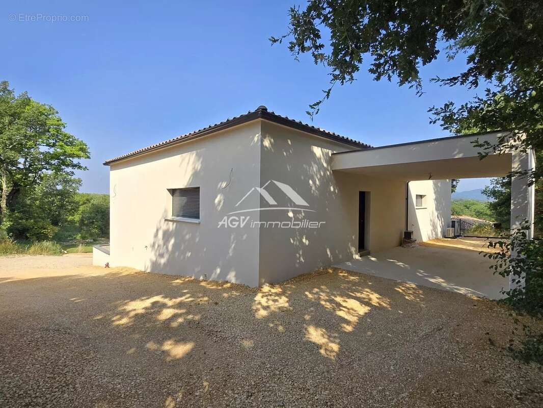 Maison à ALLEGRE-LES-FUMADES