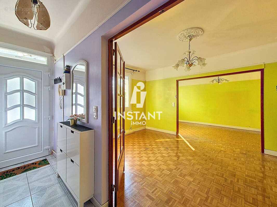 Entrée et séjour - Maison à ALFORTVILLE