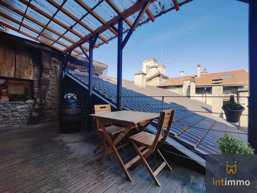 Appartement à BOURGOIN-JALLIEU