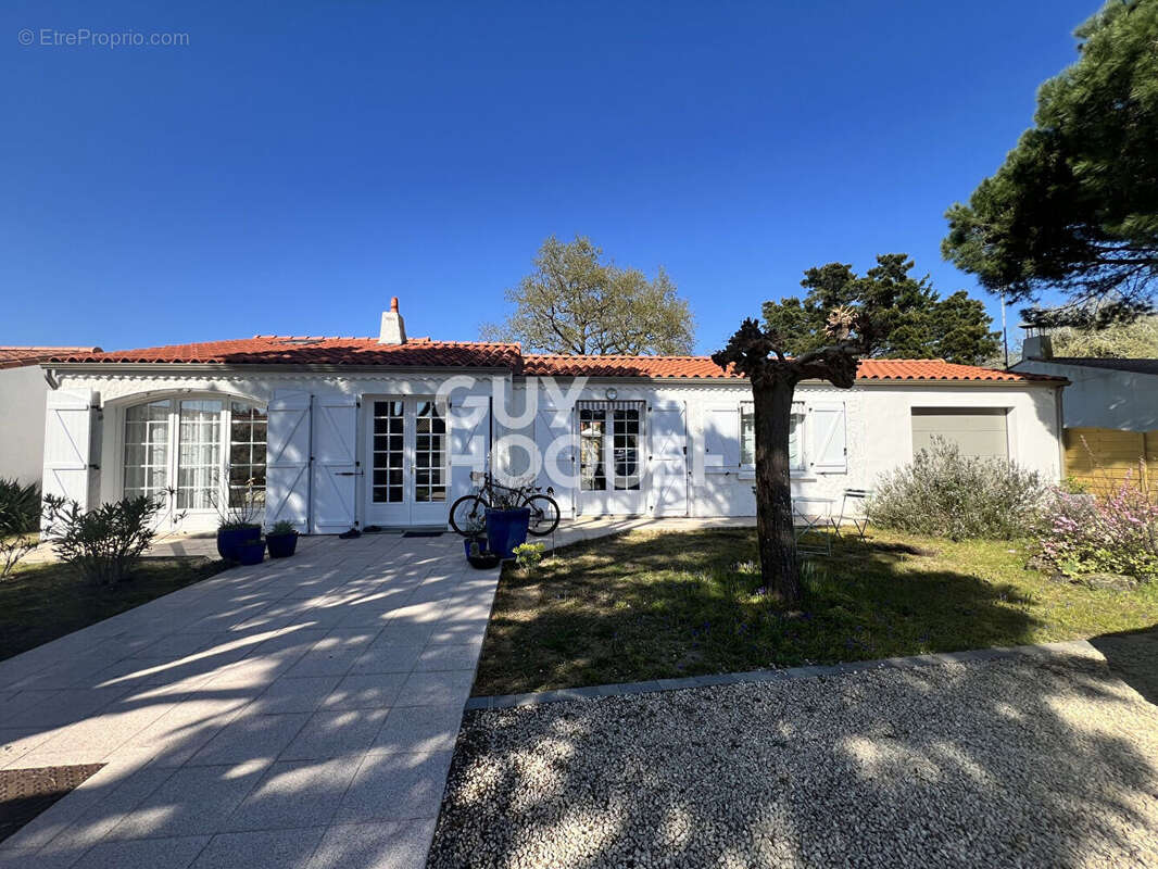 Maison à SAINT-HILAIRE-DE-RIEZ