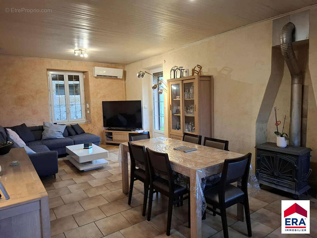 Maison à CHAMPAGNEUX