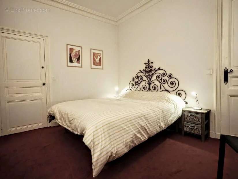 Appartement à PARIS-4E