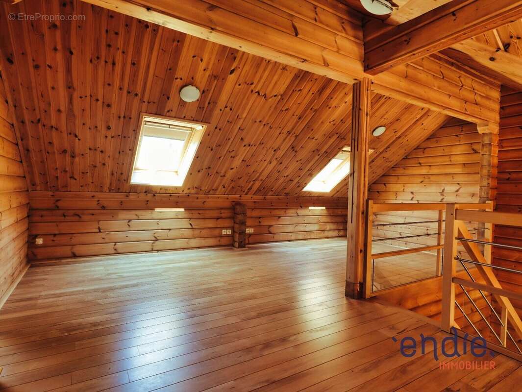 Maison en bois au charme chaleureux  Centre Morbihan - photo 13