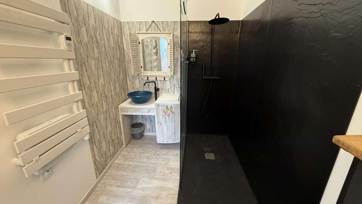 Maison à LISSAC-ET-MOURET