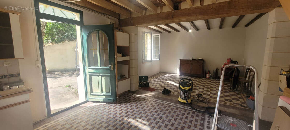 Maison 95 m² à Bonnes  - photo 4