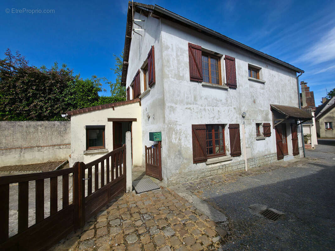 Maison de Bourg - photo 6