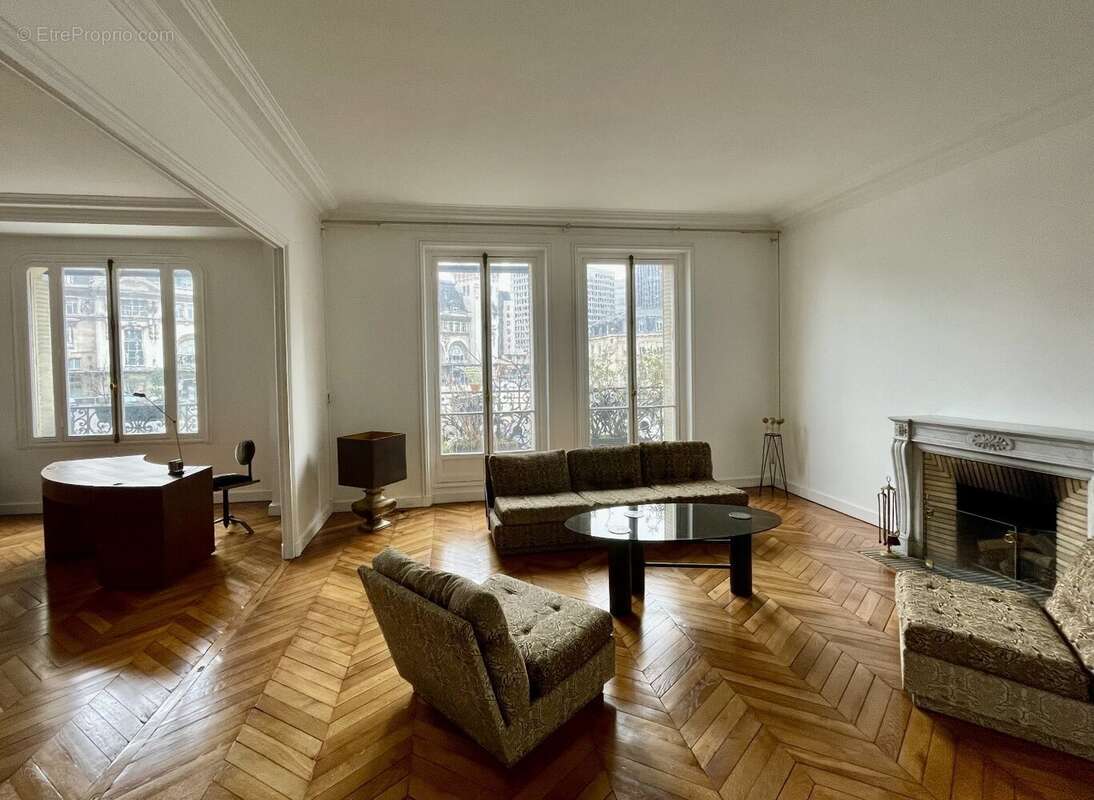 Appartement à PARIS-12E